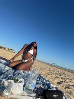 658287236: Chica busca chico en Sevilla