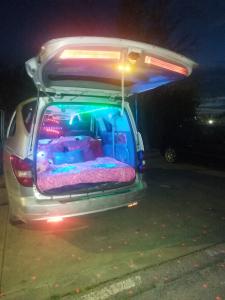 Chica busca chico en Sevilla: 