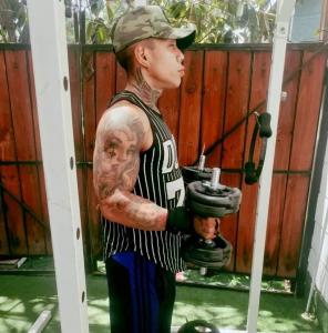 Chico busca chica en Barcelona: 