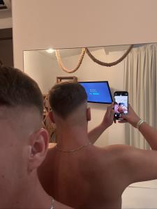 Chico busca chica en Málaga: 