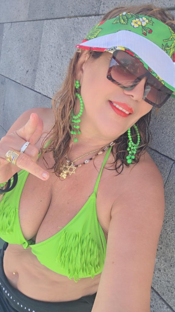 Chica busca chico en Las Palmas: Chica busca chico