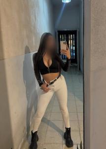 632509791: Chica busca chico en Barcelona