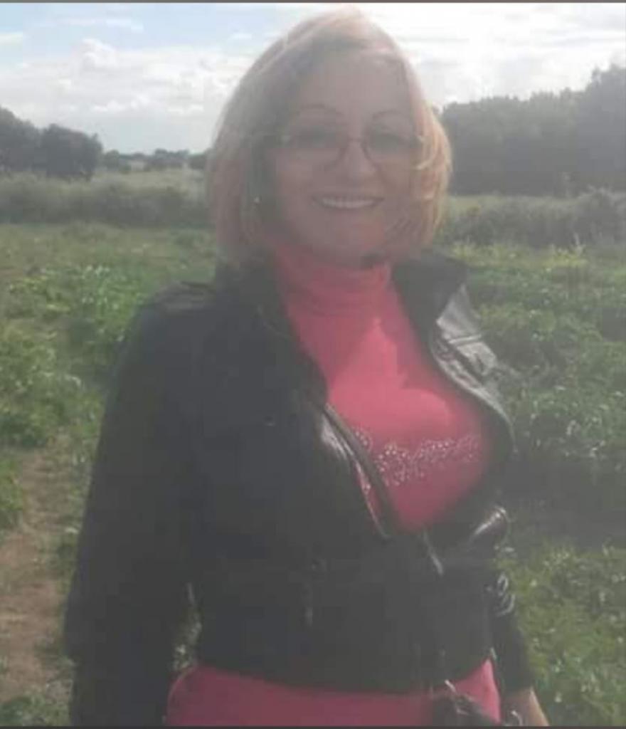 640993305: Chica busca chico en Pontevedra