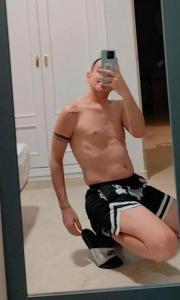 661271020: Chico busca chica en Alicante