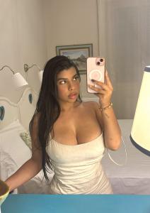 Chica busca chico en Granada: 