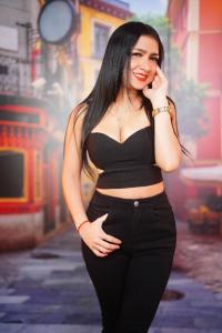 609867816: Chica busca chico en Madrid