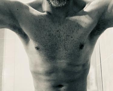 664055953: Chico busca chica en Alicante