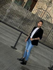 627654530: Chica busca chico en Gerona