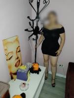 697534058: Chica busca chico en Madrid