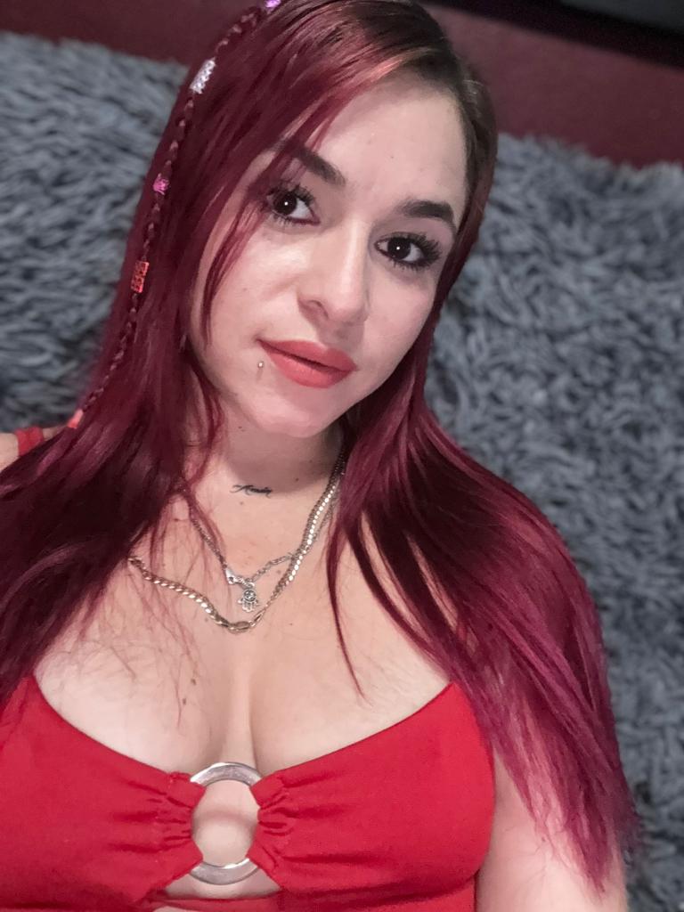 Chica busca chico en Cádiz: 