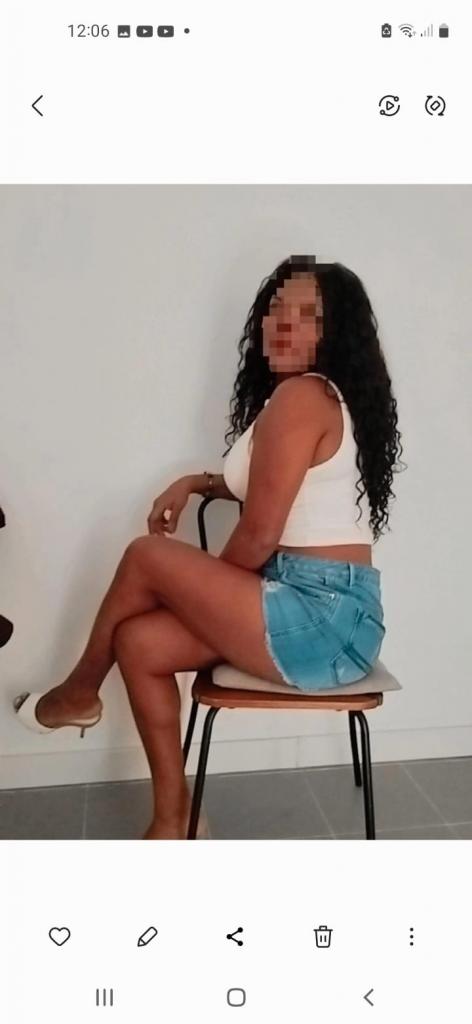 Chica busca chico en Castellón: 