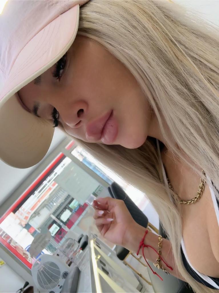 Chica busca chico en Barcelona: 