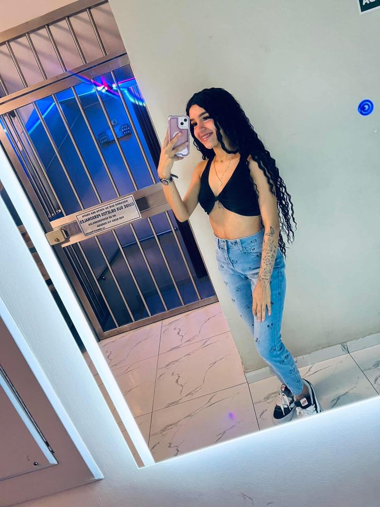 604213612: Chica busca chico en Valencia