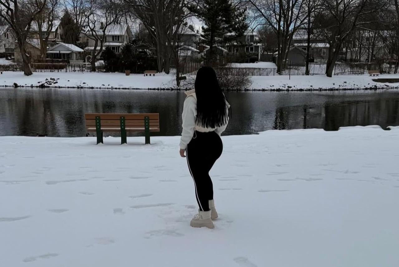 624346334: Chica busca chico en Zaragoza