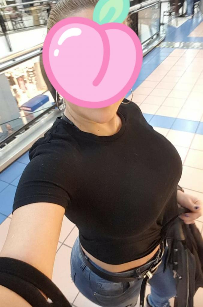 Chica busca chico en Almería: 