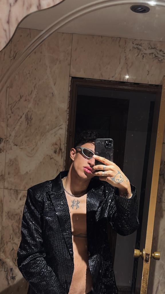 Chico busca chica en Mallorca: 