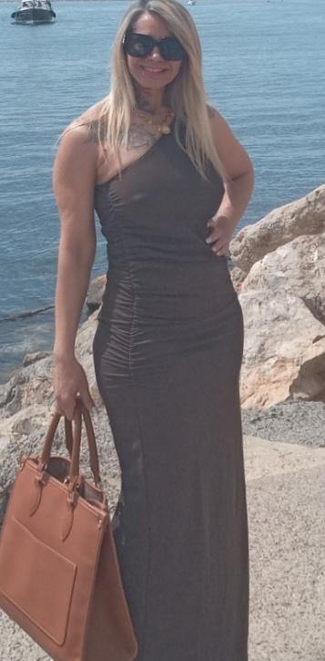 Chica busca chico en Almería: 