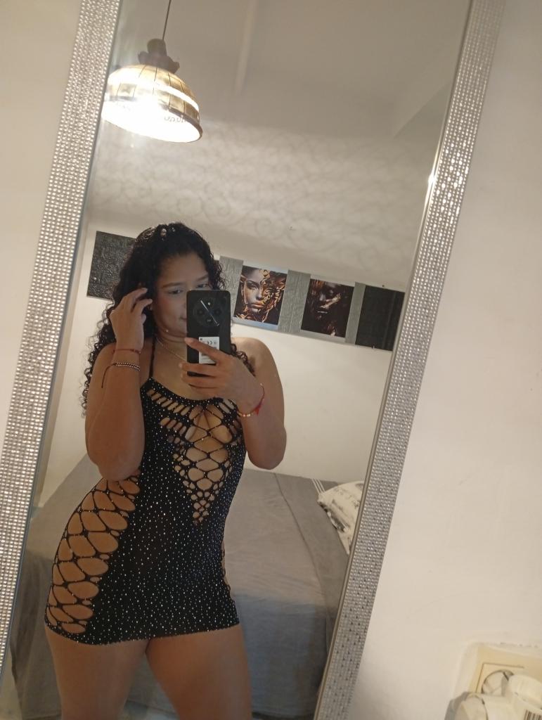 Chica busca chico en Cádiz: 