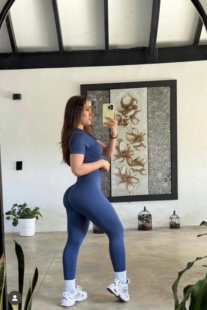 655878476: Chica busca chico en Barcelona