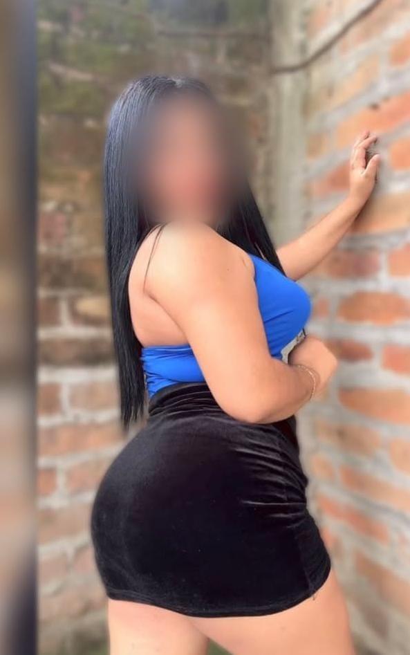 613789161: Chica busca chico en Navarra