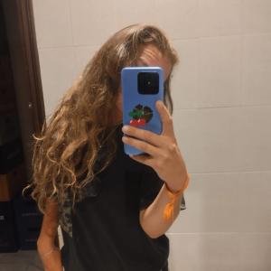 643773435: Chica busca chico en Málaga