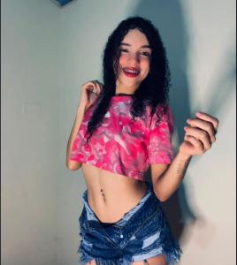 604213612: Chica busca chico en Valencia