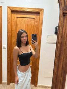 647208892: Chica busca chico en Alicante