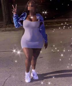 637482740: Chica busca chico en Barcelona