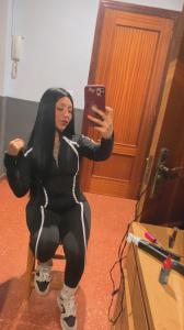 632278978: Chica busca chico en Madrid