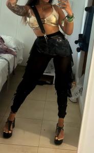 677347820: Chica busca chico en Granada