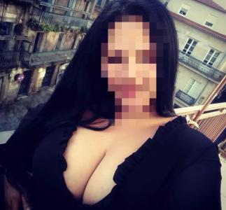 642808545: Chica busca chico en La Coruña