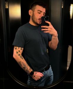 622946924: Chico busca chica en Barcelona