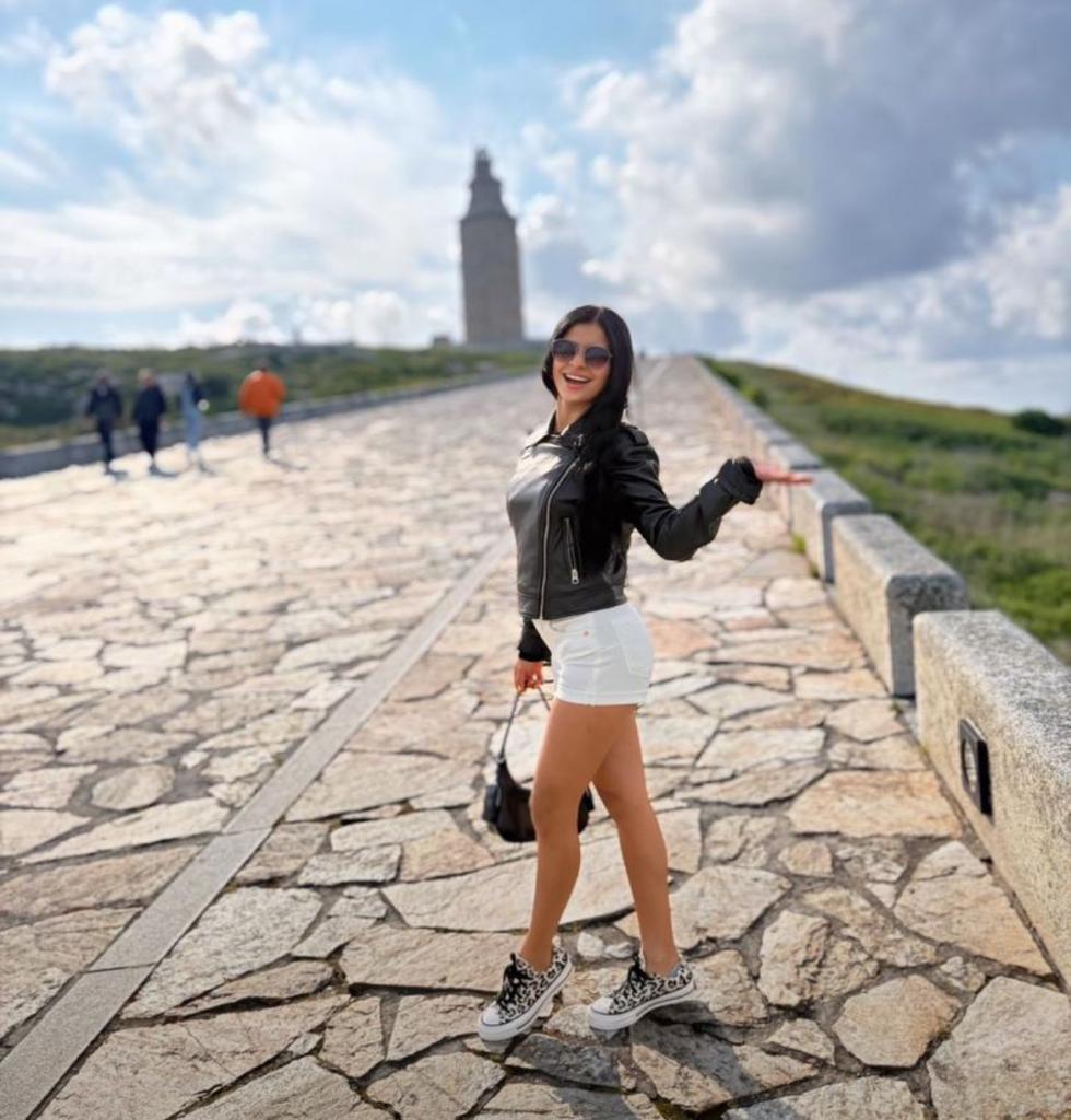 Chica busca chico en La Coruña: 