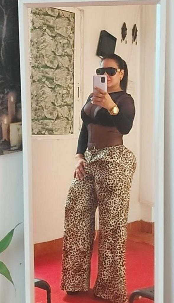 Chica busca chico en Tenerife: 