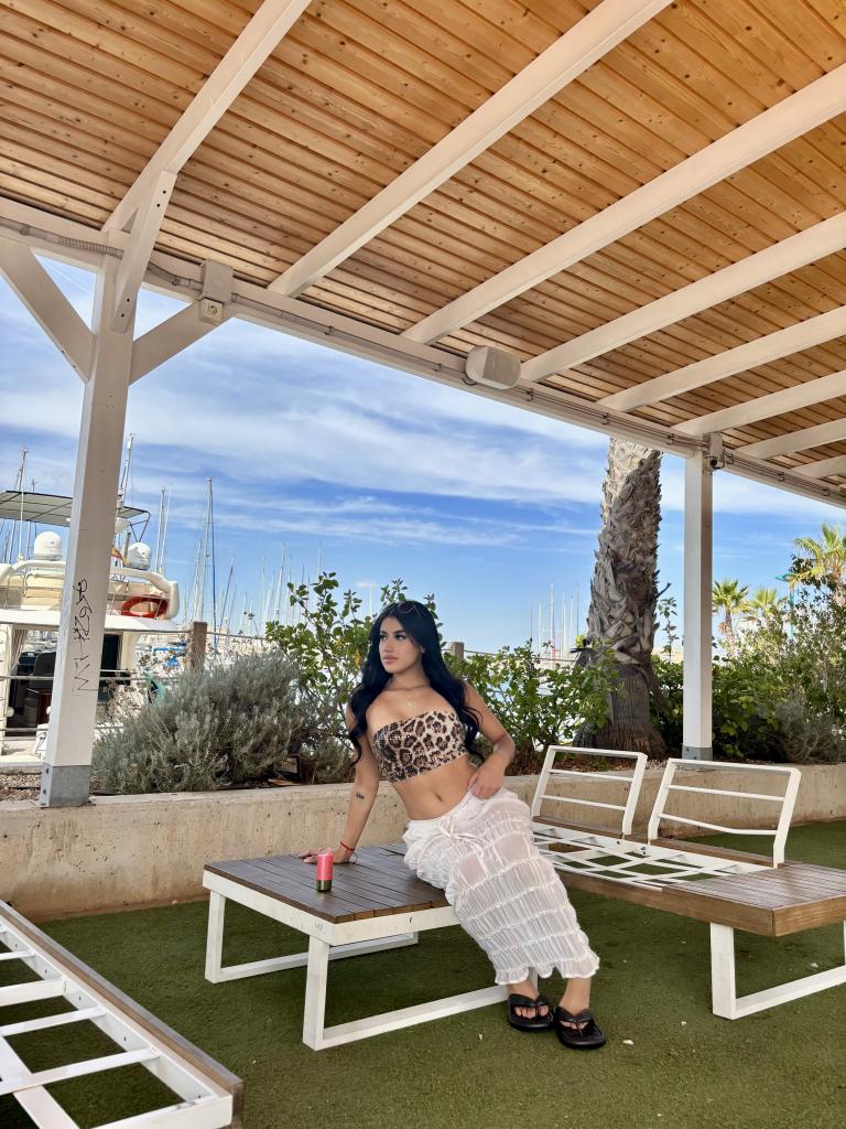 Chica busca chico en Alicante: 