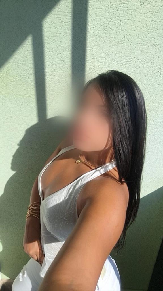 642165765: Chica busca chico en Almería