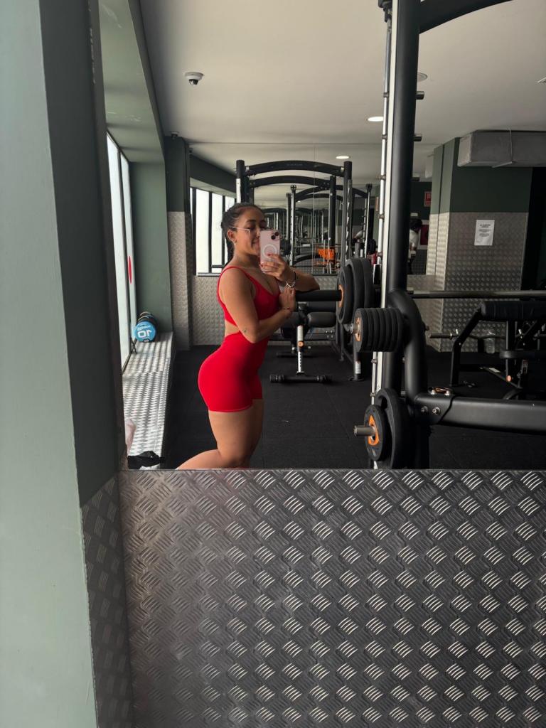 Chica busca chico en Huelva: 