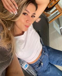 Chica busca chico en Tenerife: 