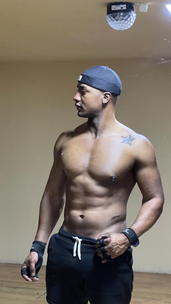 Chico busca chica en Barcelona: 