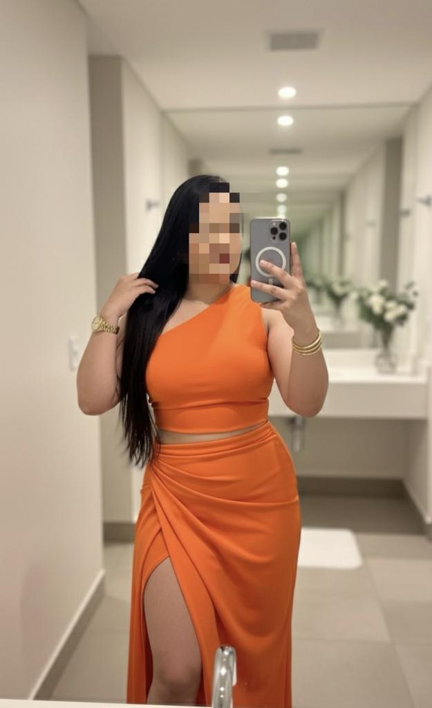 Chica busca chico en Almería: 