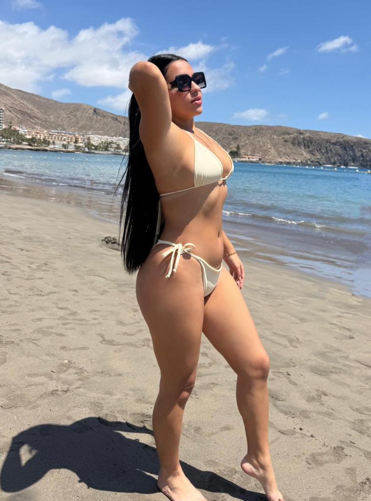 Chica busca chico en Tenerife: 