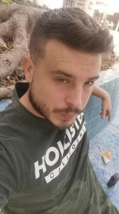 665058018: Chico busca chica en Málaga