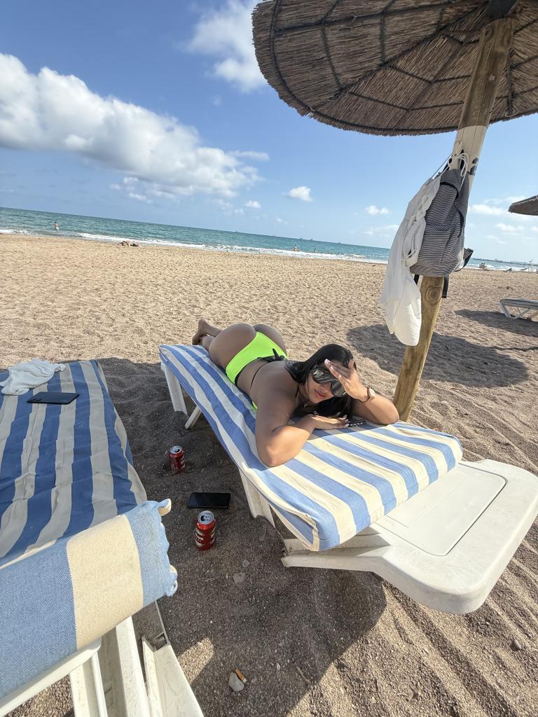 673937434: Chica busca chico en Valencia