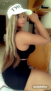 Chica busca chico en Barcelona: 