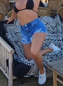 695719692: Chica busca chico en Valencia