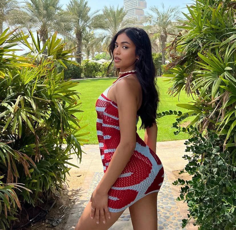 631805359: Chica busca chico en Barcelona