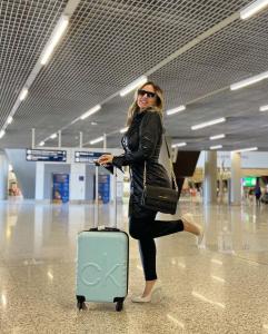 673317625: Chica busca chico en Barcelona