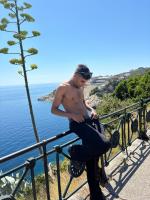 610332209: Chico busca chica en Valencia