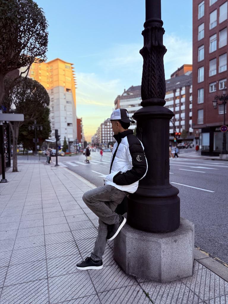 Chico busca chica en León: 