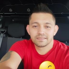 Chico busca chica en Málaga: 